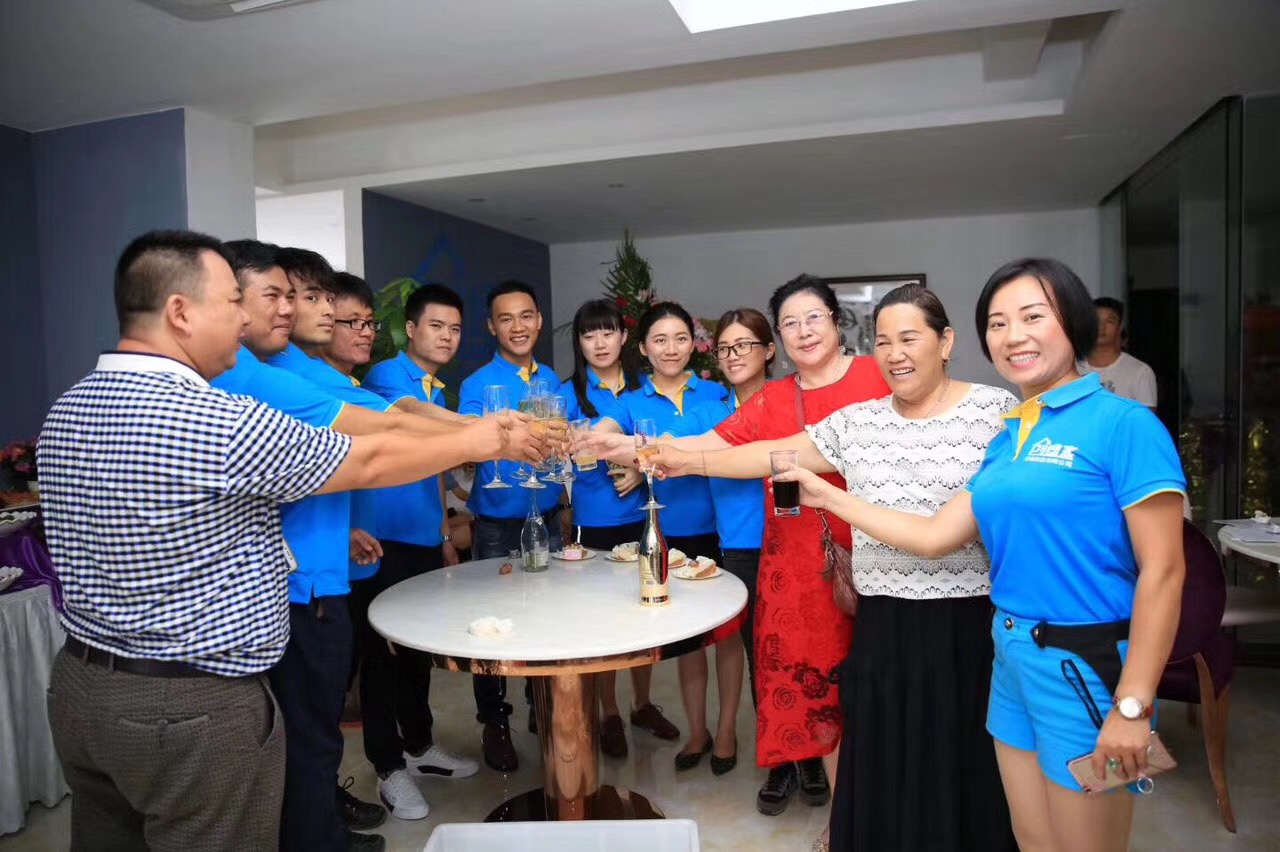 熱烈祝賀創(chuàng)綠家空氣治理海口服務(wù)中心新落成！