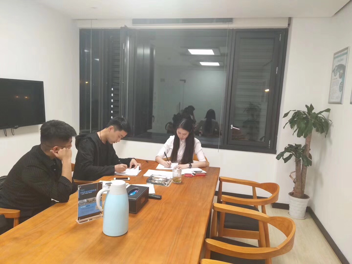 熱烈祝賀馬總、張總簽約創(chuàng)綠家亳州縣級代理！