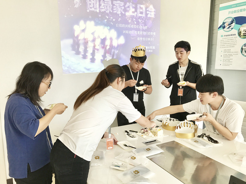【10月生日會】我們的創(chuàng)綠家溫暖、開心，還有傳承！