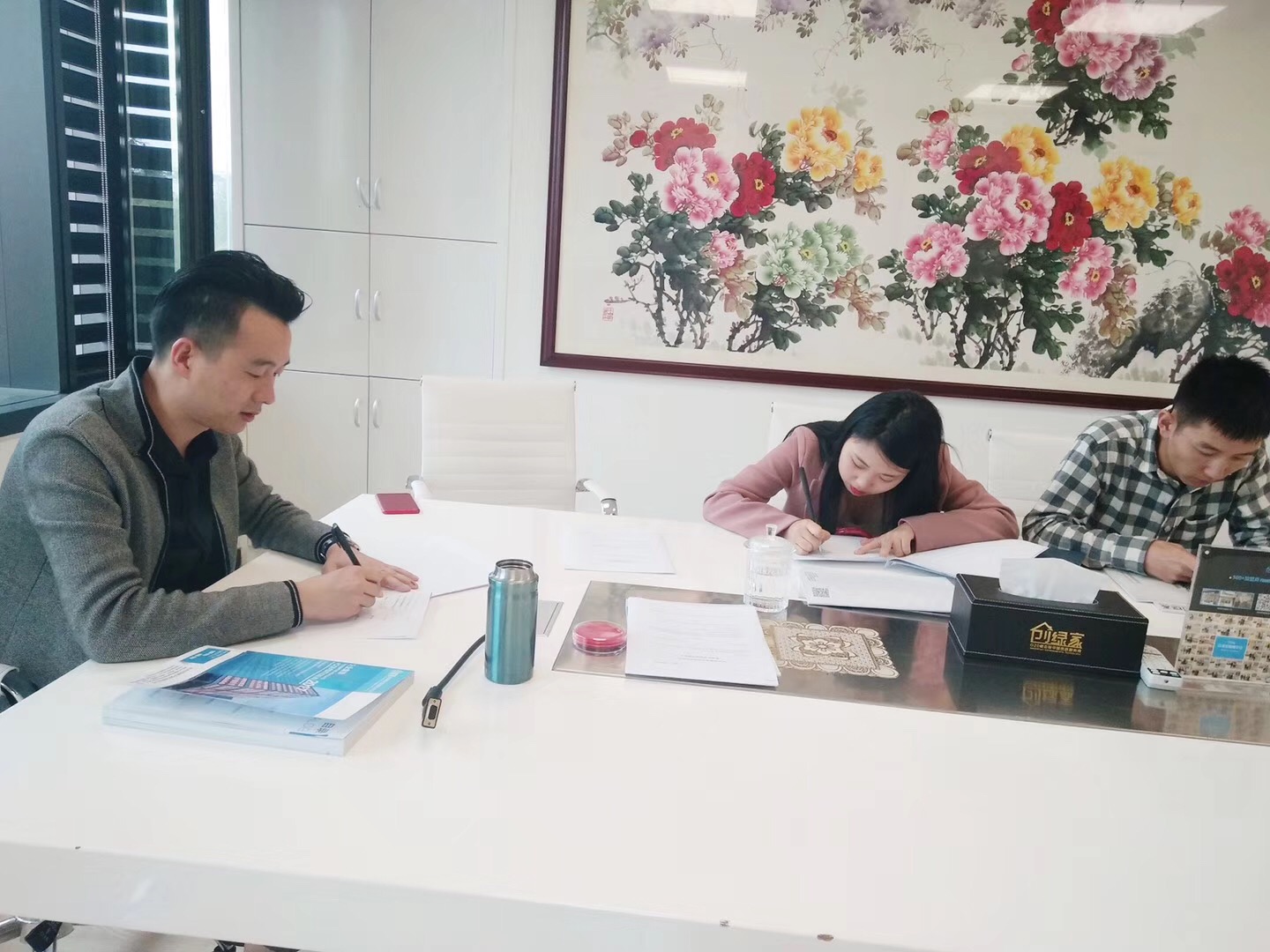 熱烈祝賀錢總簽約創(chuàng)綠家浙江省縣級市代理！