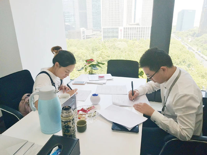 熱烈祝賀陳總簽約創(chuàng)綠家浙江省縣級(jí)市代理！