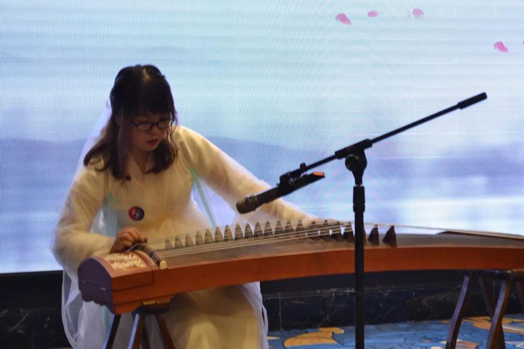 創(chuàng)綠家環(huán)保2018年中工作會議暨5周年慶典圓滿結(jié)束！