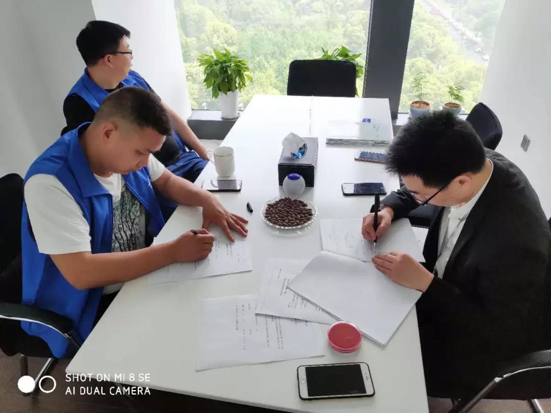 熱烈祝賀劉總、夏總簽約創(chuàng)綠家河南省安陽市縣級(jí)代理！