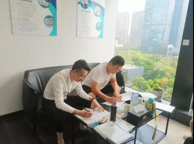 熱烈祝賀張總簽約創(chuàng)綠家山東省濟(jì)南市縣級(jí)代理！