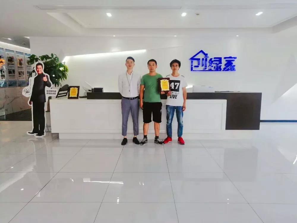 熱烈祝賀王總簽約創(chuàng)綠家上海市區(qū)級代理！