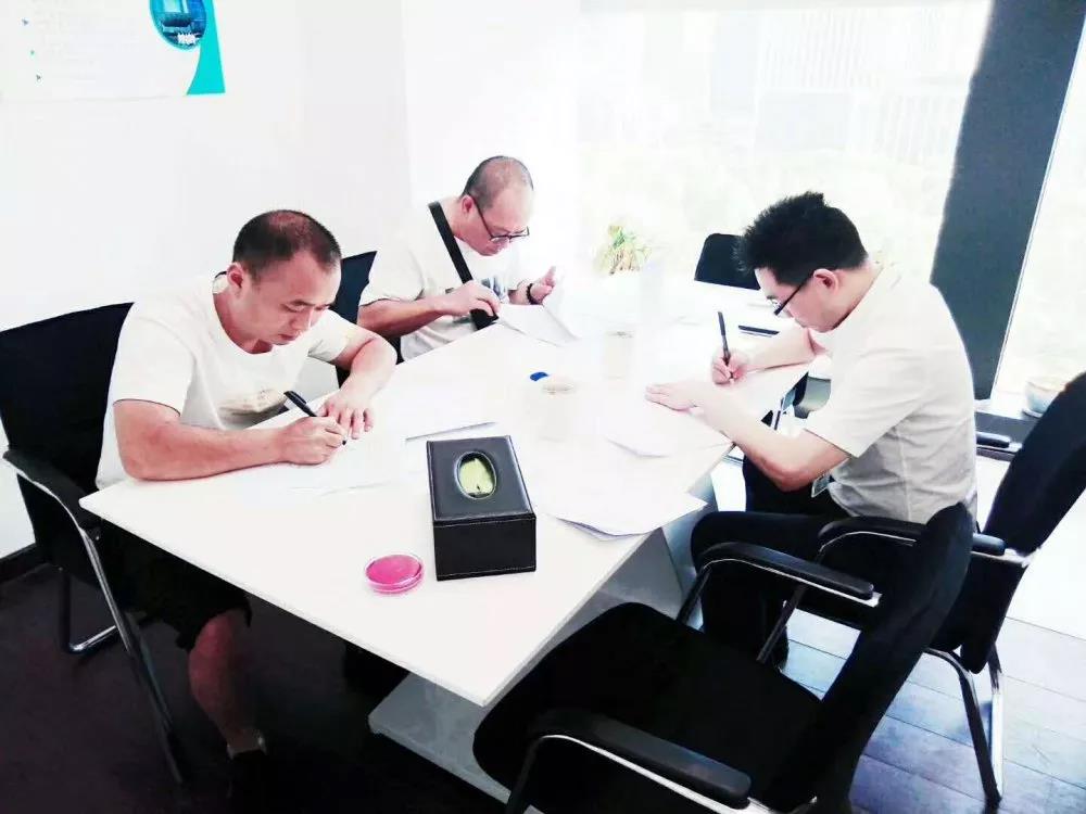 熱烈祝賀曾總簽約創(chuàng)綠家江西省贛州市縣級代理！