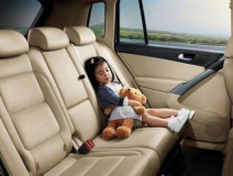 車內(nèi)空氣凈化價(jià)格是多少？