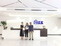 熱烈祝賀李總簽約創(chuàng)綠家河南省區(qū)級代理！